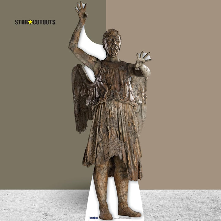 Star Cutouts Pappaufsteller von Weeping Angel Attacking