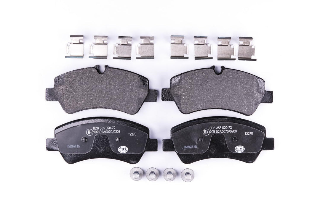 HELLA PAGID 8DB 355 020-721 Bremsbelagsatz - T2270 - Dicke/Stärke: 17.8mm - Bremssystem: TRW - für V