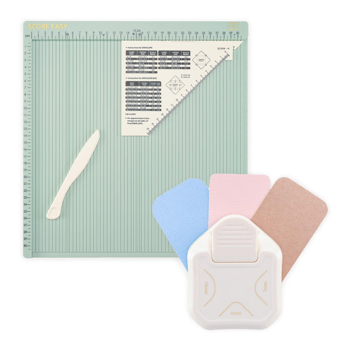 Vaessen Creative Bastelset - Falzbrett Score Easy 30,5 x 30,5 cm und 3-in-1 Eckenstanzer 4, 7, 10 mm