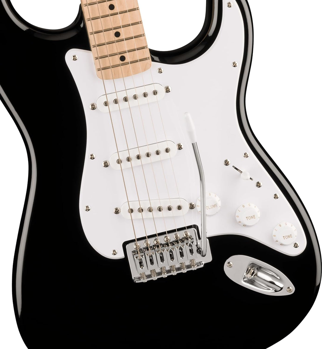 Squier by Fender Sonic Stratocaster® E-Gitarre, Griffbrett aus Ahorn, weisses Schlagbrett, schwarz