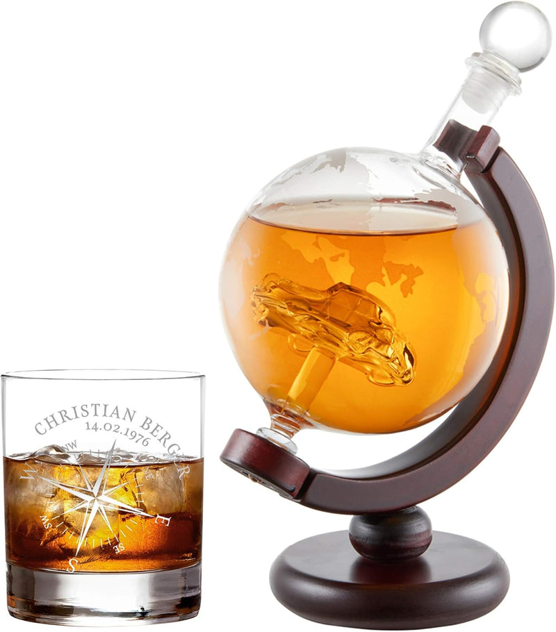 AMAVEL Whiskykaraffe Globus mit innenliegendem Auto und Whiskyglas mit Kompass Gravur, Personalisier