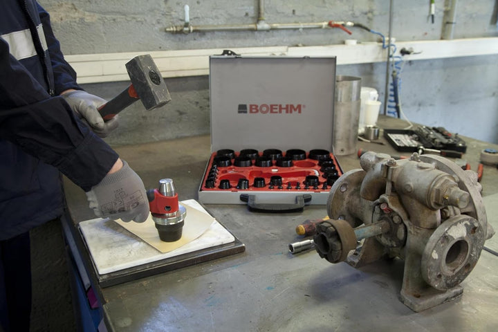 BOEHM JBL250PA Locheisensatz 2-50mm inkl. Halter, Aufnahmescheibe &amp; federnder Zentrierspitze im Kuns