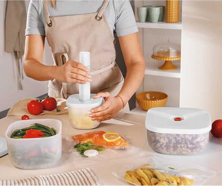 Guzzini - Kitchen Active Design, SAVE IT Vakuumbehälter Flach (M) - Weiss, 16,3x16,3xh8 cm | 975 cc