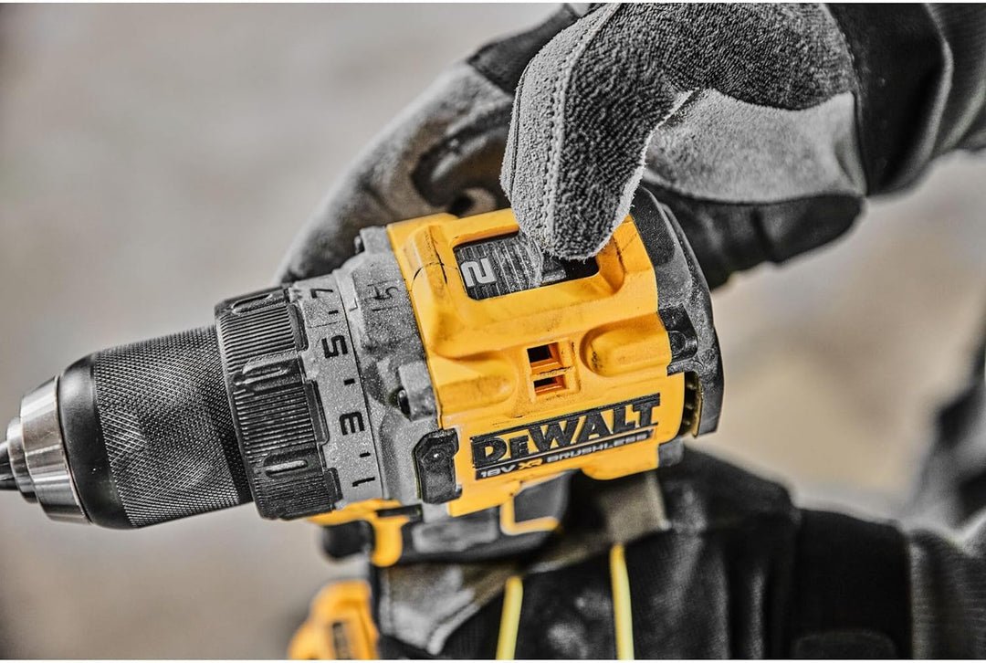 Dewalt 18 Volt 2-Gang Akku Bohrschrauber DCD800NT (kraftvolles 2-Gang Vollmetall-Getriebe, bürstenlo
