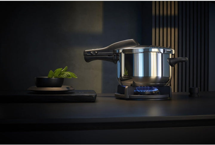 WMF Perfect One Pot Schnellkochtopf Induktion 8,5l, Dampfkochtopf, grosses Kochsignal, 2 Kochstufen,
