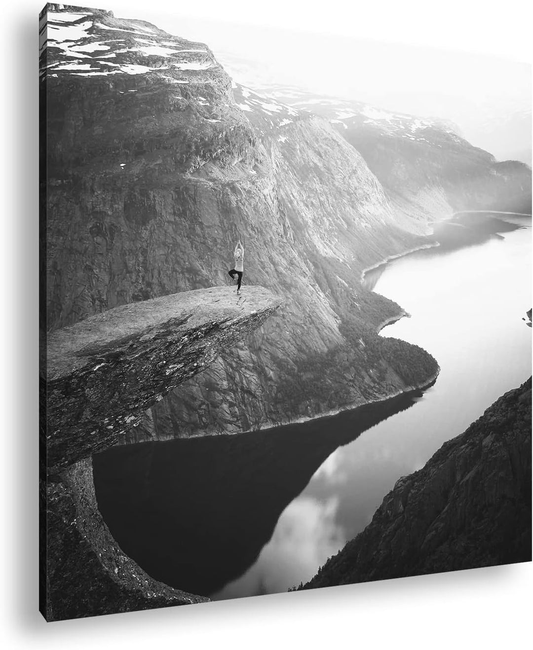 Yoga im Herzen Mutternatur Format: 70x70 Effekt: Schwarz&Weiss als Leinwandbild, Motiv fertig gerahm