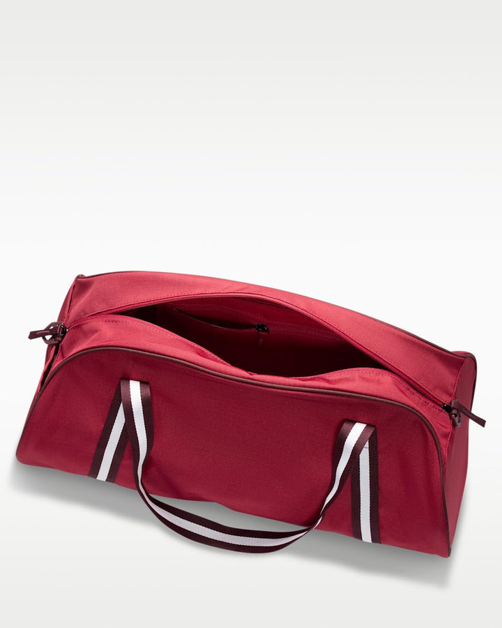 NIKE Damen-Sporttasche W NK Gym Club - Retro, Verstellbarer Schulterriemen, Tough Red/Mystic Dates/M