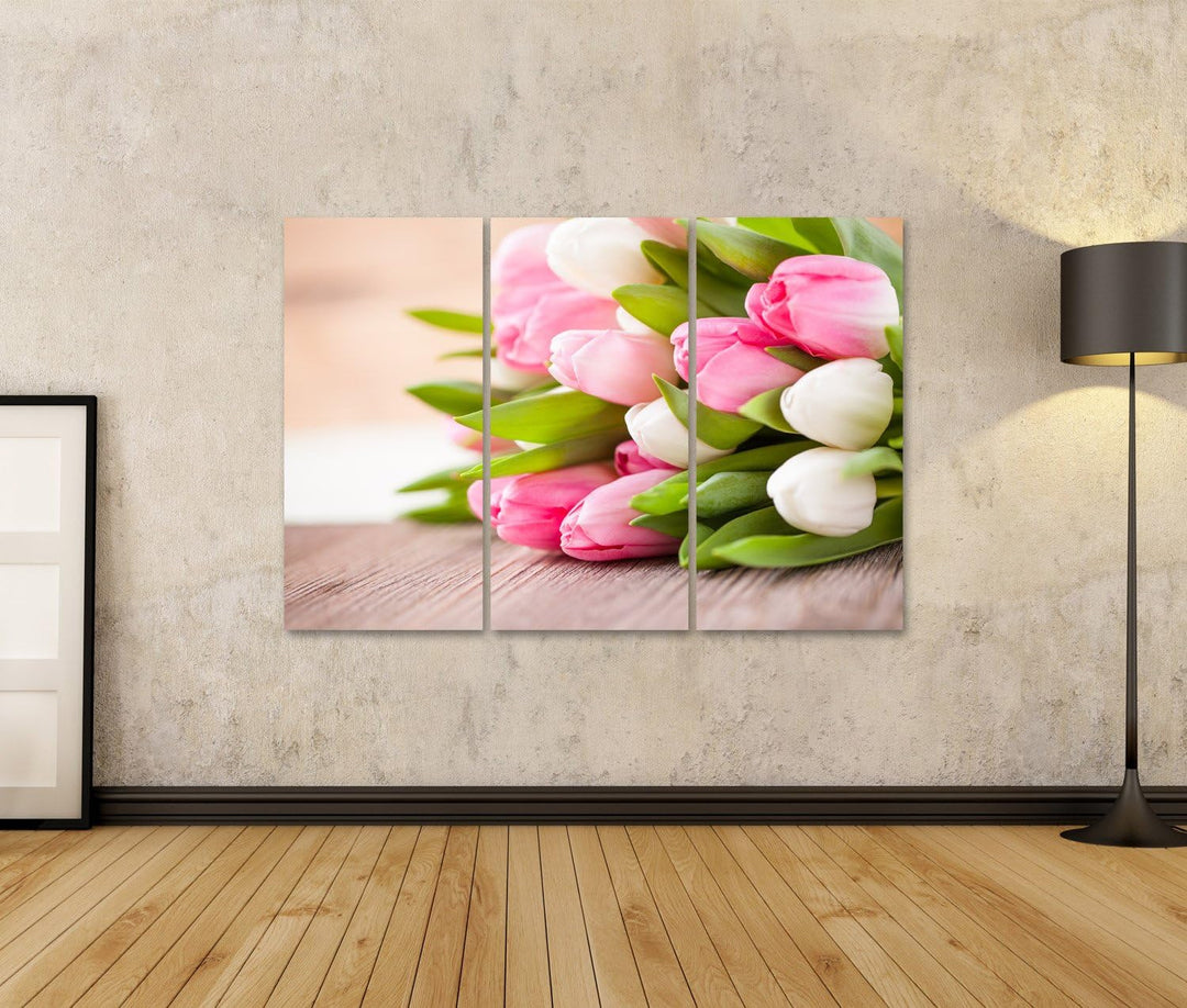 islandburner Bild auf Leinwand Strauss Tulpen Rosa Weiss Auf Tisch Bilder Wandbilder Poster Leinwand