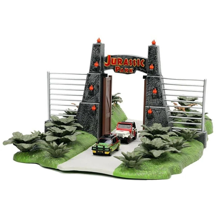 Nano Scene Jurassic Park 30th Anniversary Jurassic Gate Diorama w/ Two 4.2 cm Die-Cast Cars, Toys fo