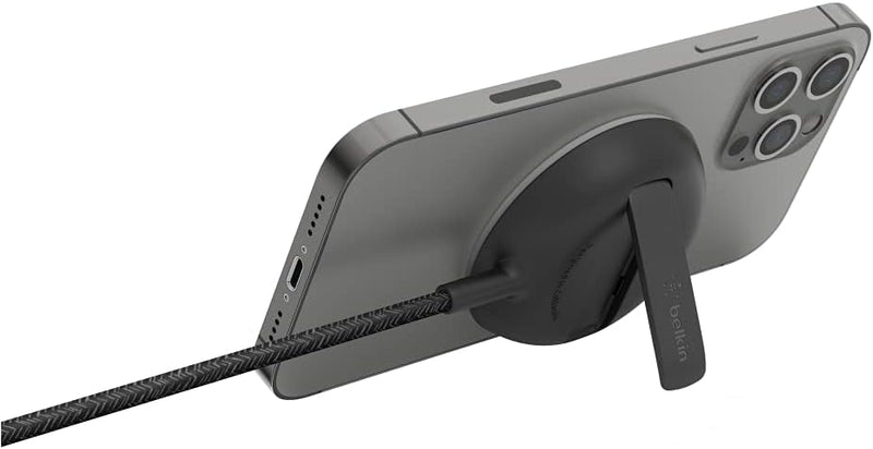 Belkin tragbares drahtloses Ladepad mit MagSafe (schnelles Laden mit bis zu 15 W, mit iPhone 13, 13