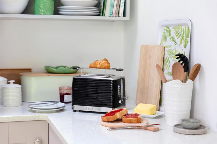 Russell Hobbs Inspire Schwarz Frühstückset: Wasserkocher [1,7l, 2400W] 24361-70 und Toaster [für 2 S