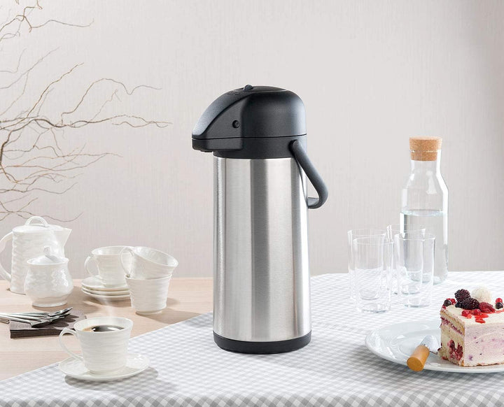 Rosenstein & Söhne Pump Isolierkanne: 2er-Set doppelwandige Vakuum-Isolierkannen mit Pumpsystem, je