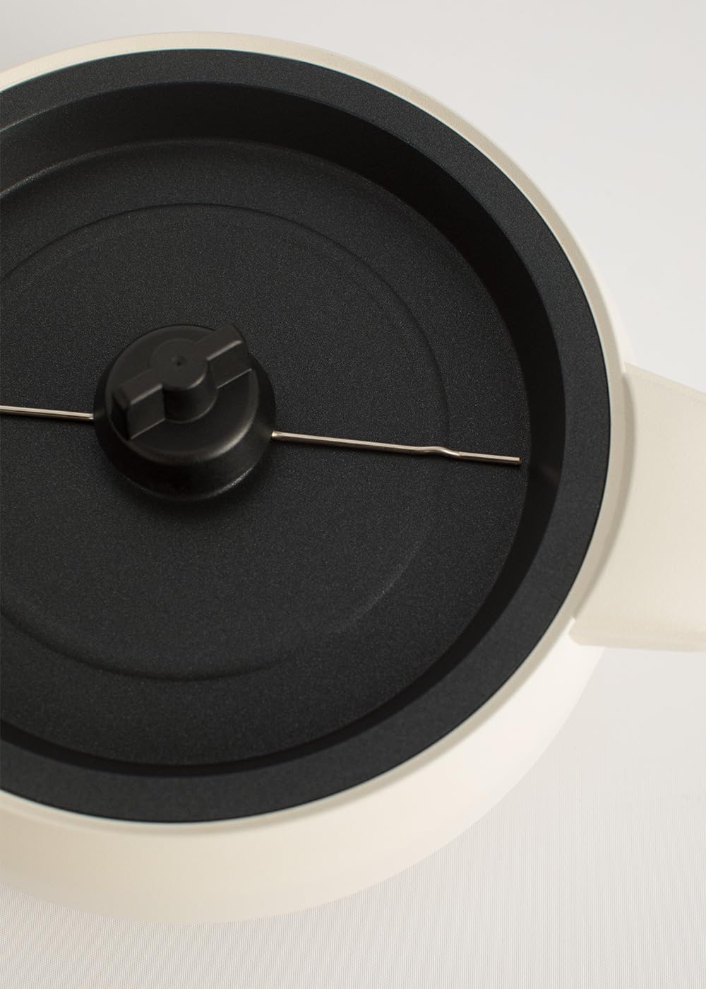 CREATE/POPCORN MAKER STUDIO/Popcornmaschine mit Butterschmelzer Cremeweiss/einfache Bedienung, bis z