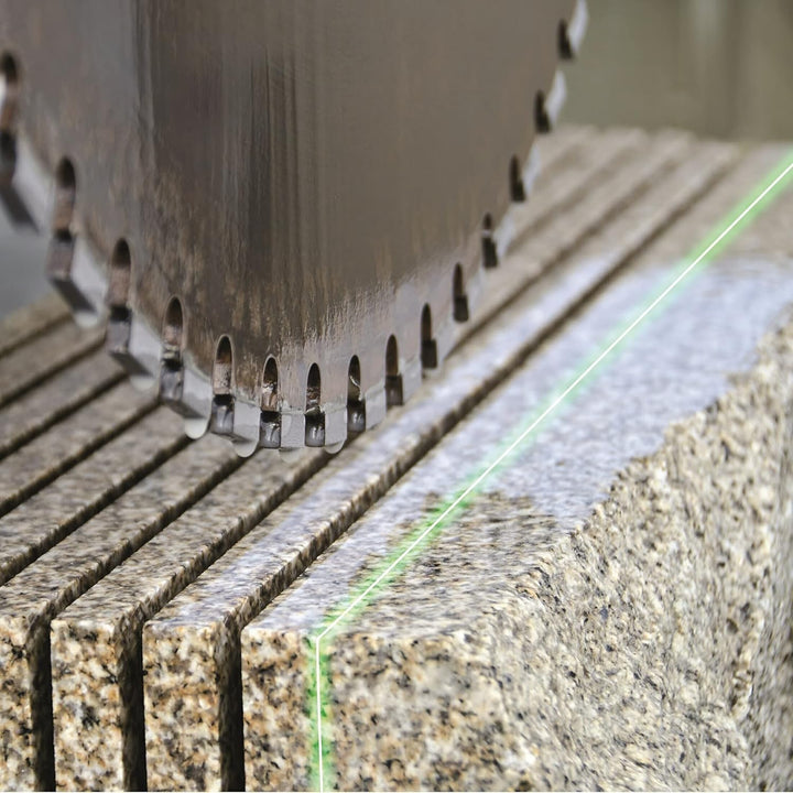 LASERFUCHS Linienlaser grün, 532nm, 90°, 3VDC, Ø16x90 mm, Fokus 3m, Laserklasse 1, inkl. Netzteil -