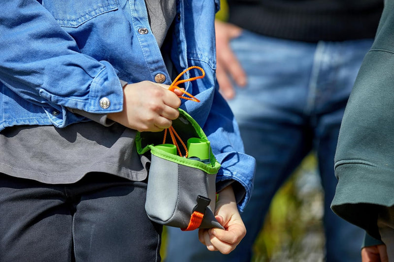 HABA Terra Kids Fernglas für Kinder mit 4-facher Vergrösserung inklusive Tasche – 1004132001