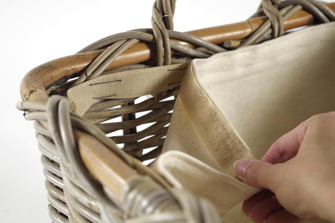 Kobolo Holzkorb für Kaminholz rechteckig Kubu grey aus Rattan mit Griffen und Leinen Kubu Grau Stoff