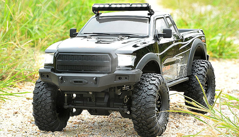 Amewi 22593 Dirt Climbing Pickup Crawler 4WD 1:10 RTR schwarz, inkl. Fernsteuerung, Akku, Ladekabel,