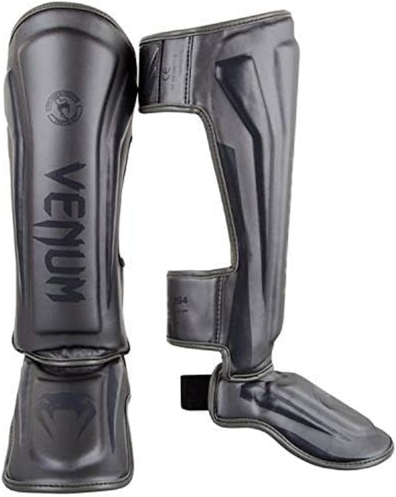 Venum Elite Boxen Schienbeinschutz XL Schwarz Matt / Schwarz, XL Schwarz Matt / Schwarz