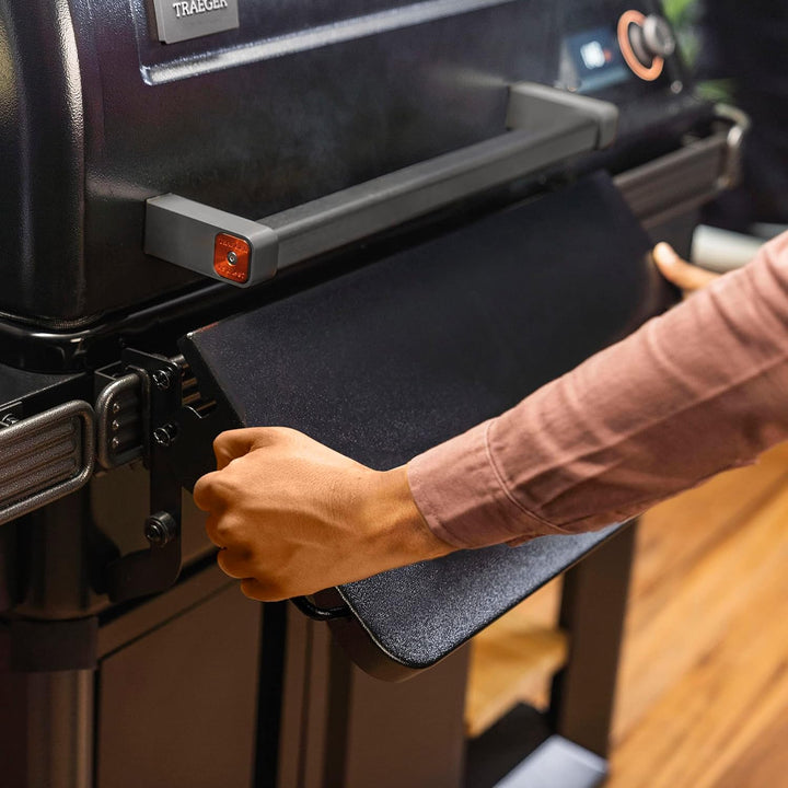 Traeger BAC604 P.A.L. Pop-and-Lock Frontablage, Schwarz Regular, Regular