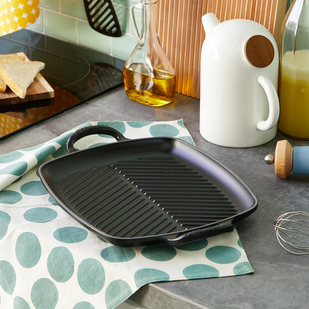 Le Creuset Signature Flache rechteckige Grillplatte aus Gusseisen mit Hilfsgriff, für alle Herdarten