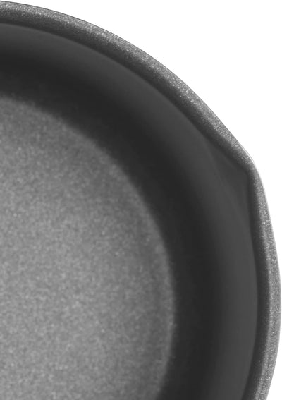 WMF Milchtopf Induktion 14 cm ohne Deckel, kleiner Topf 1,7l, Cromargan Edelstahl beschichtet, Kunst