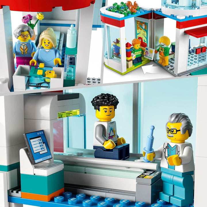 LEGO 60330 City Krankenhaus mit Krankenwagen, Rettungshubschrauber und 12 Mini-Figuren für Jungen un