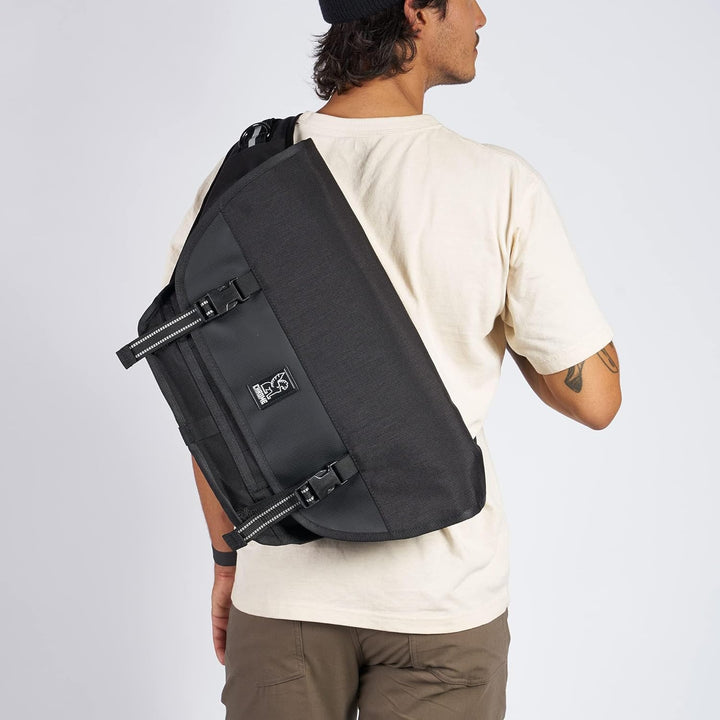 Chrome MiniMetro Kuriertasche 20 - Umhängetasche 51 cm navy tritone