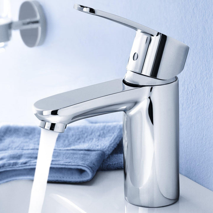 Grohe 3246820E Eurostyle Cosmopolitan, Badarmatur-Einhand-Waschtischbatterie, glatter Körper, EcoJoy