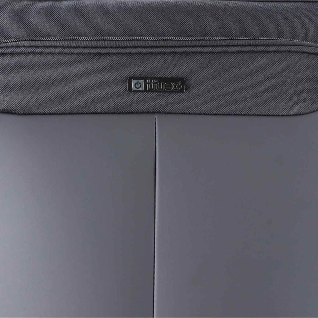 TheTrueC 4 Rollen Koffer Superlight 77cm Kopenhagen, Reissverschlussteiler|Kratzfest, Black