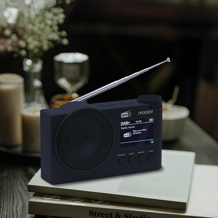 MOOOV 477254 Tragbares Digitalradio Dab/Dab Plus/FM, Bluetooth und USB – Weckerfunktion, Farbdisplay