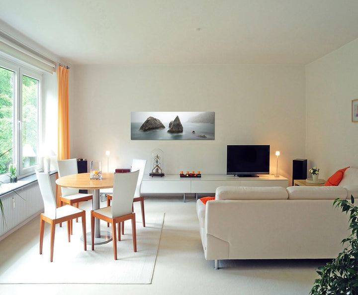 Paul Sinus Art Panoramabild auf Leinwand und Keilrahmen 150x50cm Meer Morgendämmerung Nebel Felsen
