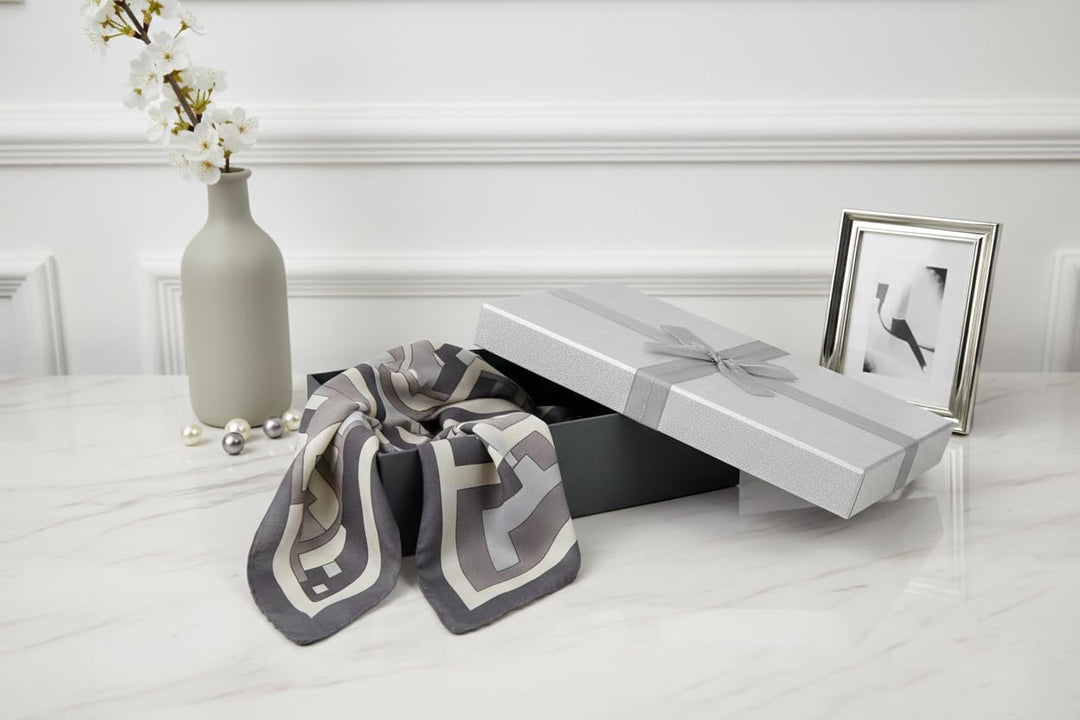 Emartbuy Set mit 3 stabilen Geschenkboxen, dunkelgraue Box mit silbernem Deckel, brauner Innenseite