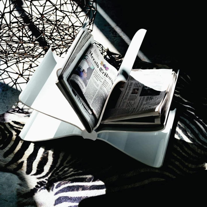 Kartell Front Page Zeitungsständer, Plastik, 35 x 35 x 55 cm, crystal Titelseite Crystal, Titelseite
