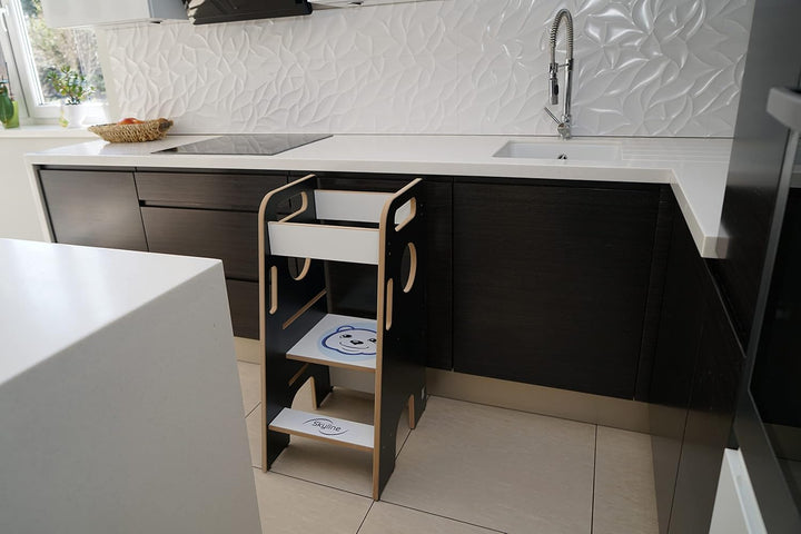 Skyline Baby Montessori Lernturm Kleinkind Trittstufe mit Verstellbarer Höhe und Sicherheitsschiene