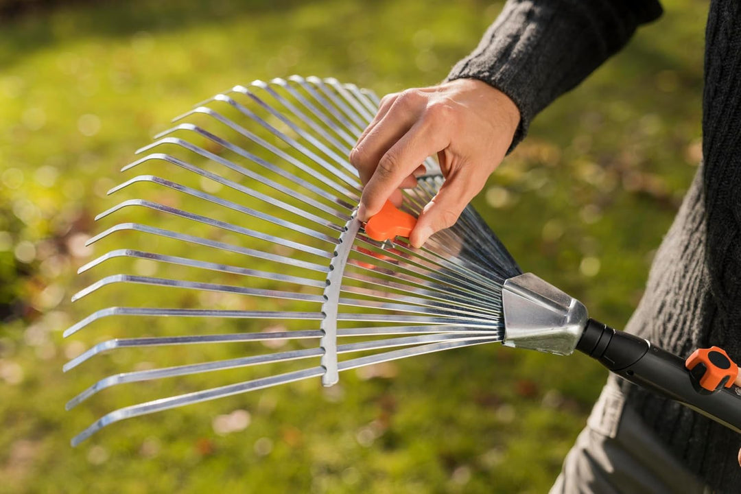 Gardena combisystem-Verstellbesen: Laubrechen mit Variabler Arbeitsbreite von 30-50 cm, ideales Gart