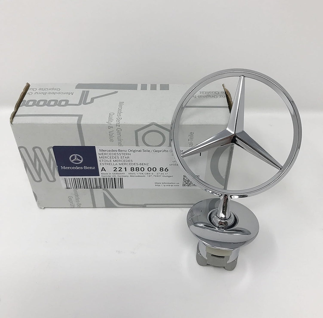 Mercedes-Benz Mercedesstern an Motorhaube