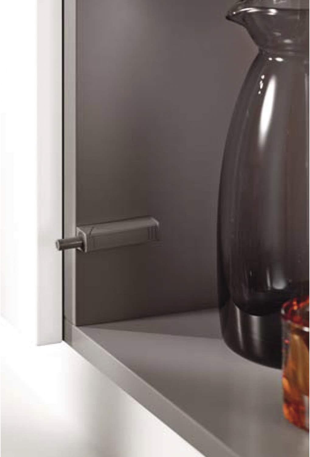 Blum Aventos Tip On Kraftspeicher 960-2215 weiss Klappenbeschlag m. Montageplatte Leistungsfaktor 96