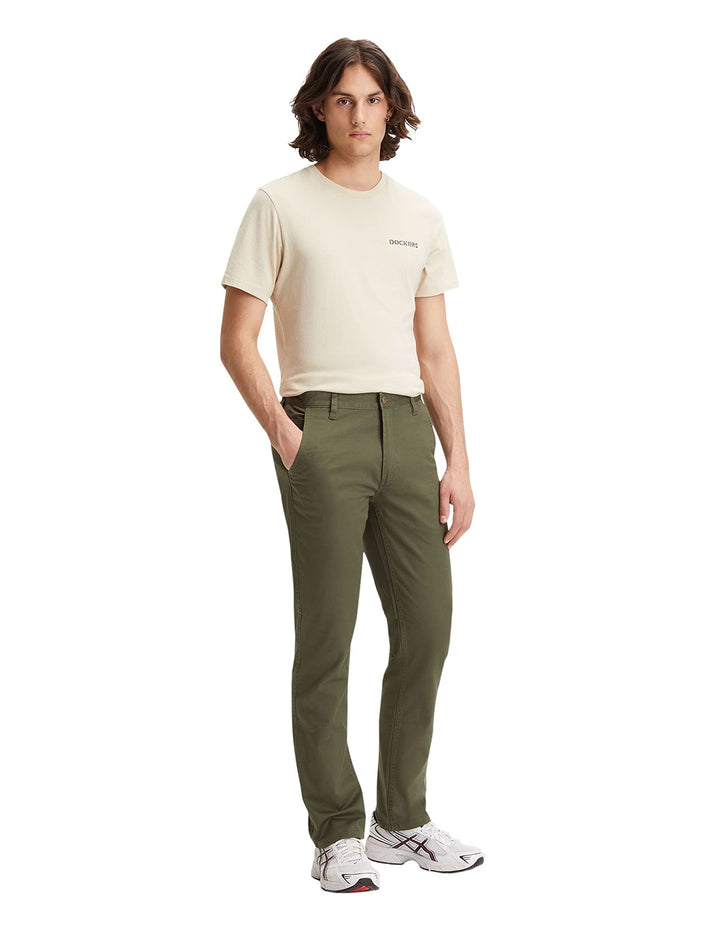 Dockers Herren Alpha Original Khaki Slim Hose 28W / 32L Dockers Olive, 28W / 32L Dockers Olive