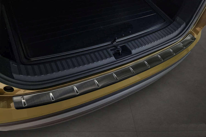Ladekantenschutz aus Edelstahl in anthrazit mit 3D Abkantung passend für Skoda Kodiaq II ab 12/2023