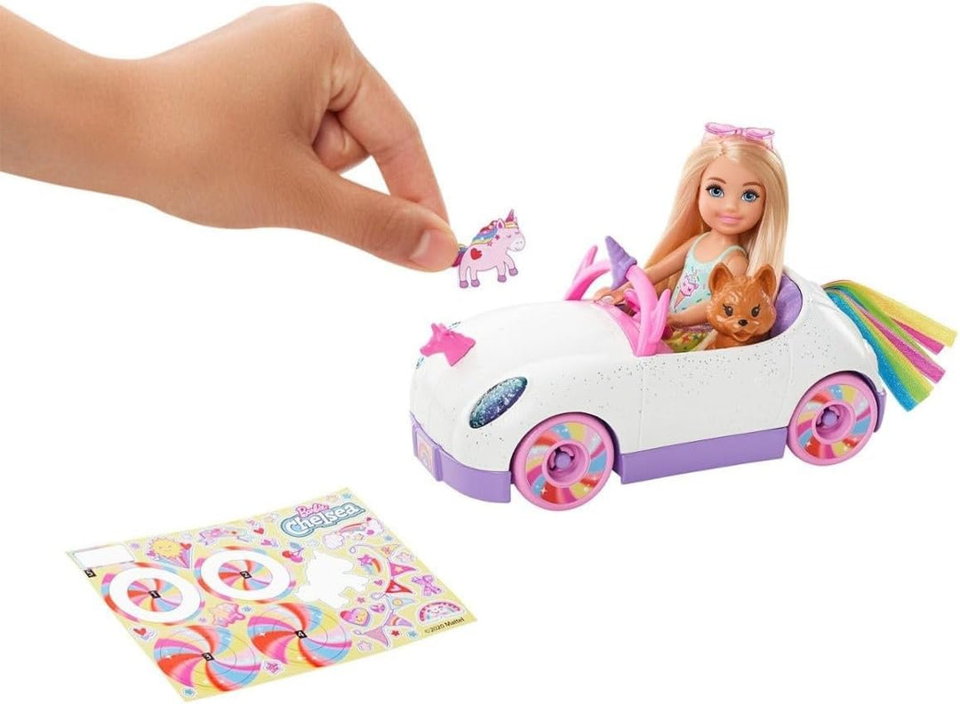 Barbie-Serie Chelsea, Chelsea-Puppe mit Einhorn-Auto, Welpe und Aufklebern, mit Räder, Puppe Chelsea