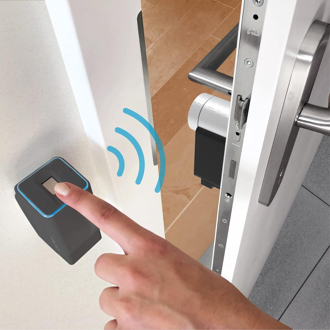 EKEY UNO 200228 Fingerprint mit Akku inkl. Nuki Smart Lock 3.0 Pro schwarz, Akkubetriebenes Nachrüst
