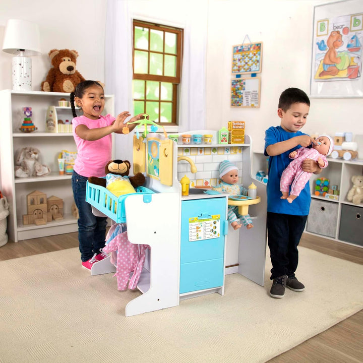 Melissa & Doug | Doll Care Play Centre | Dollhouses & Dolls | Pretend Play | 3+ | Gift for Boy or Gi