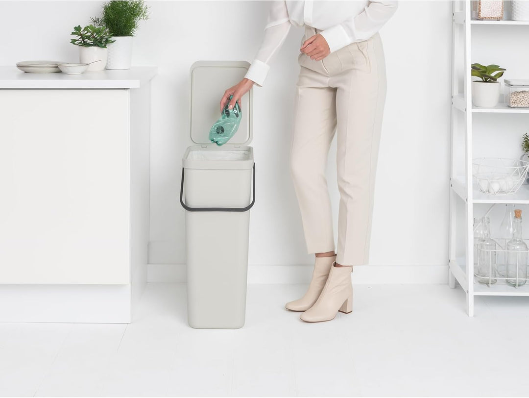 Brabantia Sort & Go Recycling-Mülleimer, 40 l, Hellgrau Light Grey 40 Liter Mülleimer, Light Grey 40