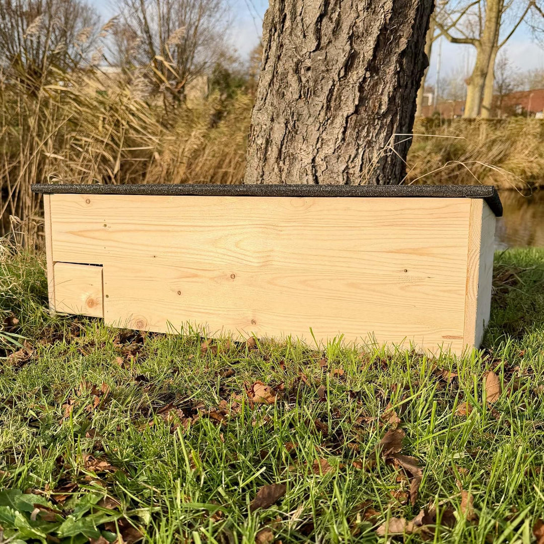 GARTENETAGE XXL Igelhaus mit Rattenklappe aus zertifiziertem Holz – wetterfestes Igel Schutzhaus mit