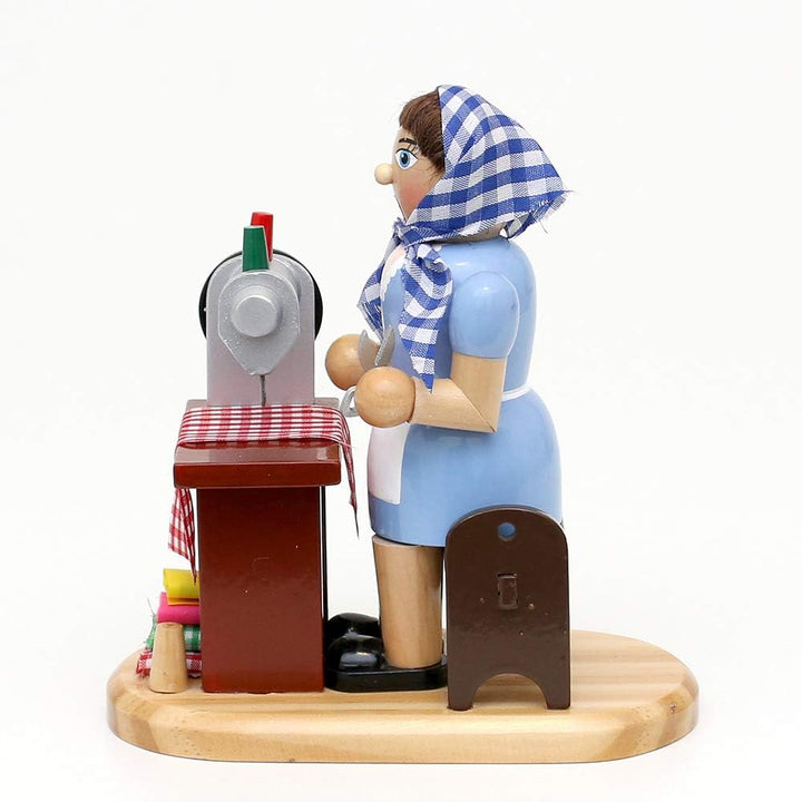 Wichtelstube-Kollektion Holz Räuchermännchen Schneiderin