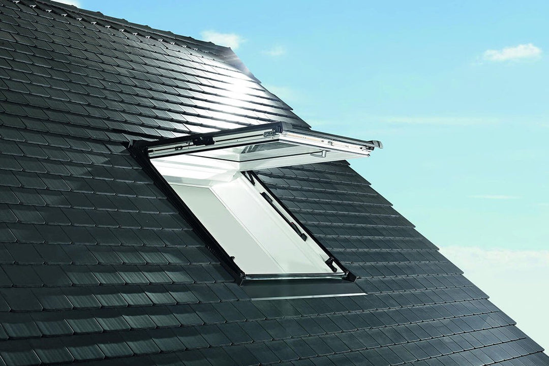 Roto Designo R8 WDF R88CK W WD AL Klapp-Schwingfenster mit Wärmedämmung und Eindeckrahmen (Eindeckra