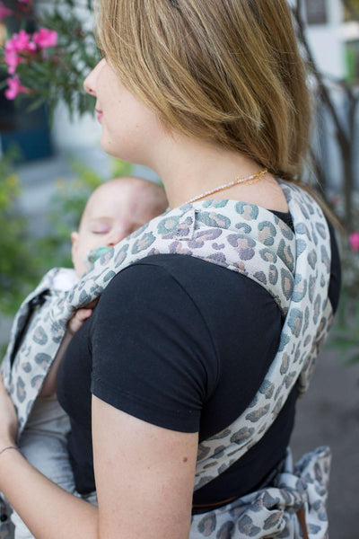 Babytrage Fräulein Hübsch SoftTai V2 Babysize Graphite ab Geburt bis Kleinkindalter (Gr. 50/56-80/86