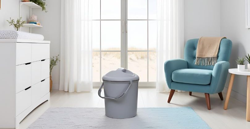 Rotho Babydesign Bella Bambina Windeleimer 11L mit Deckel, grau aus Kunststoff, Grau