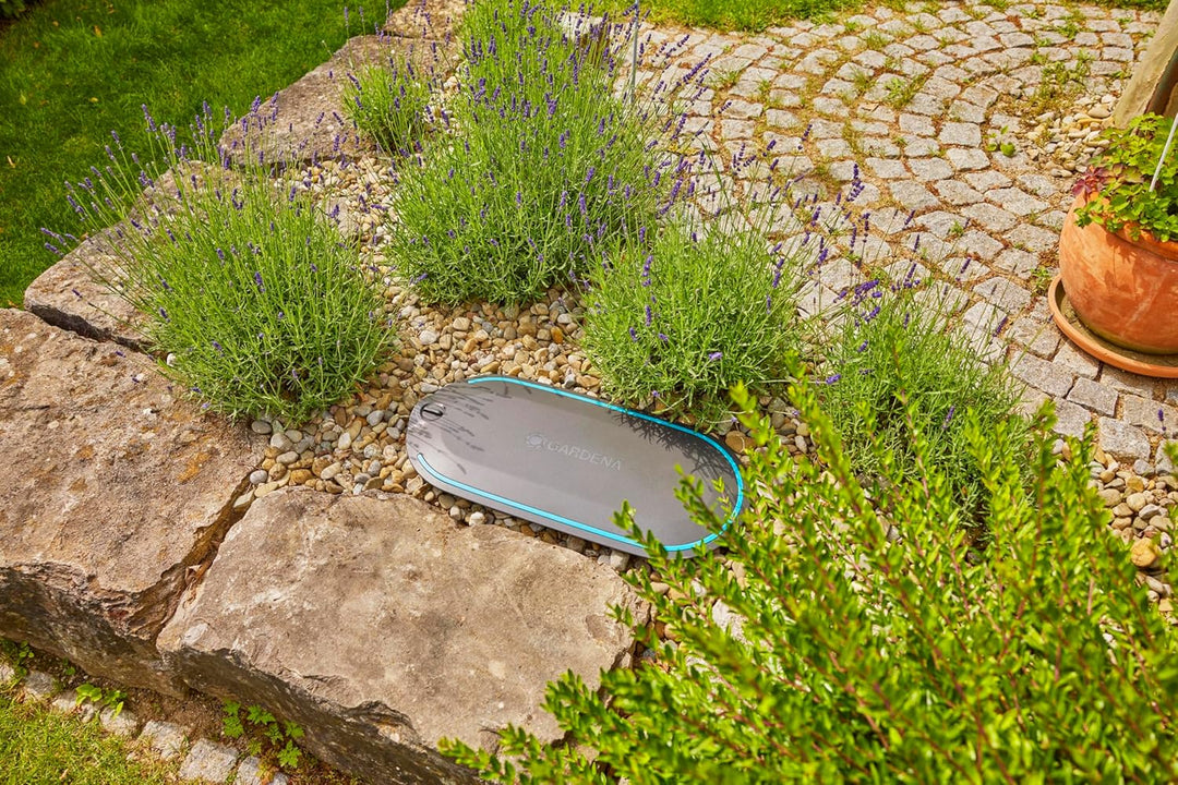 Gardena Undercover Schlauchbox RollUp M, 20 m Schlauch, diskrete unterirdische Installation, automat