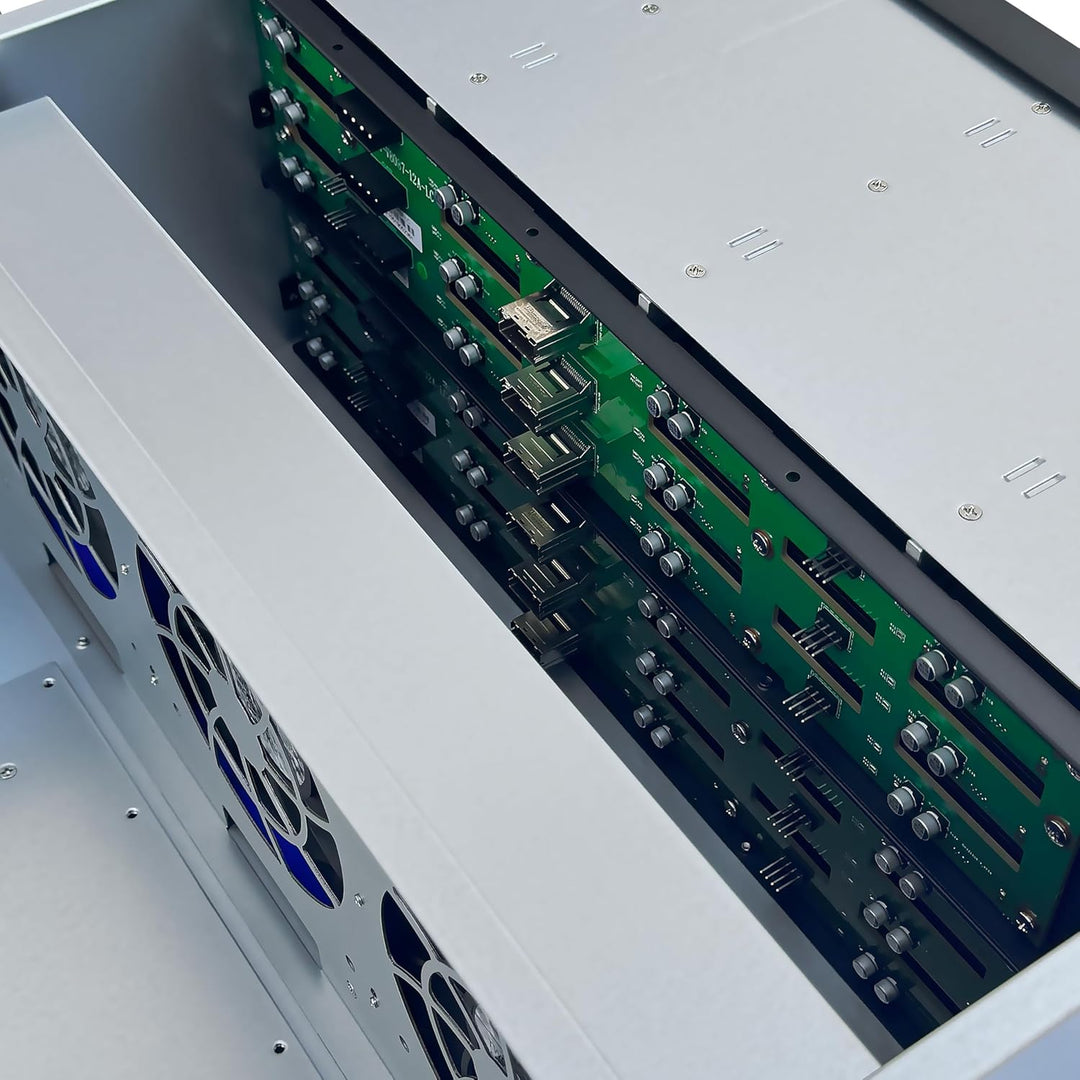 FANTEC 1873 SRC-4240X07 19" 4HE 680mm Storage Gehäuse (24x SAS/SATA Einschübe mit je 2 Status LEDs,